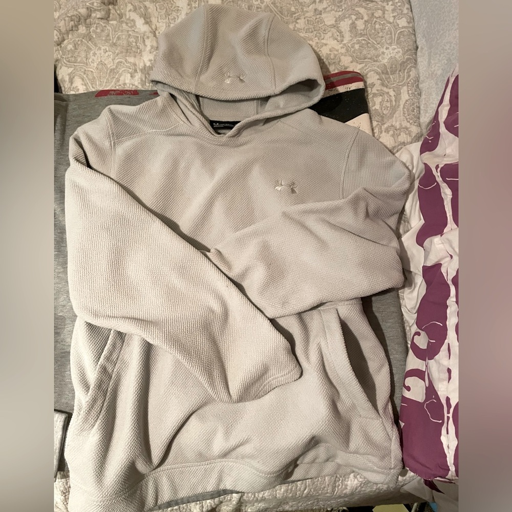 Fleece Underarmour Hoodie
